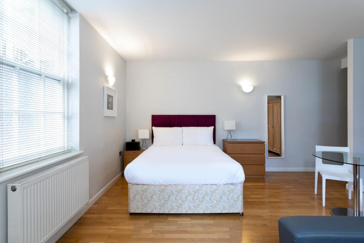 Groveland Court Apartment 1 Лондон Екстериор снимка