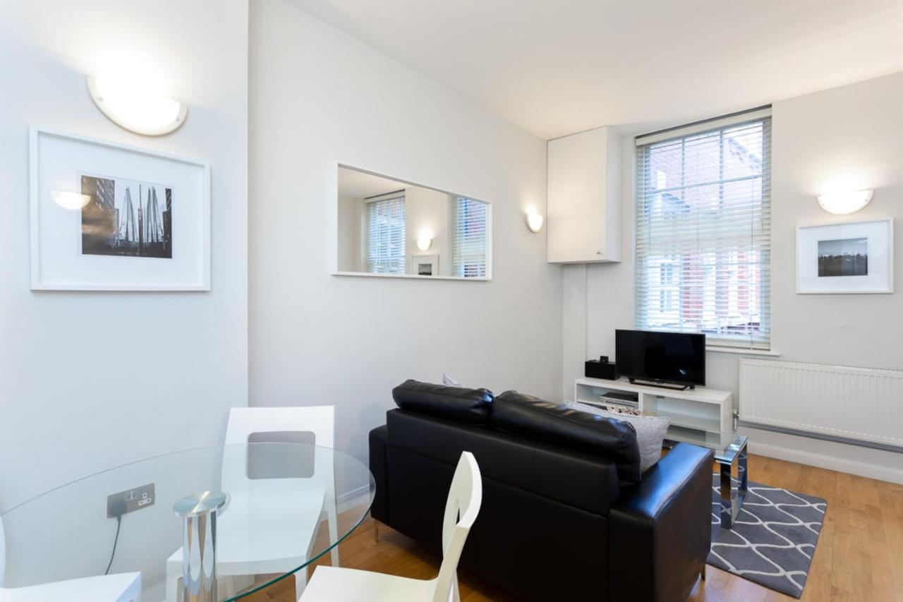 Groveland Court Apartment 1 Лондон Екстериор снимка