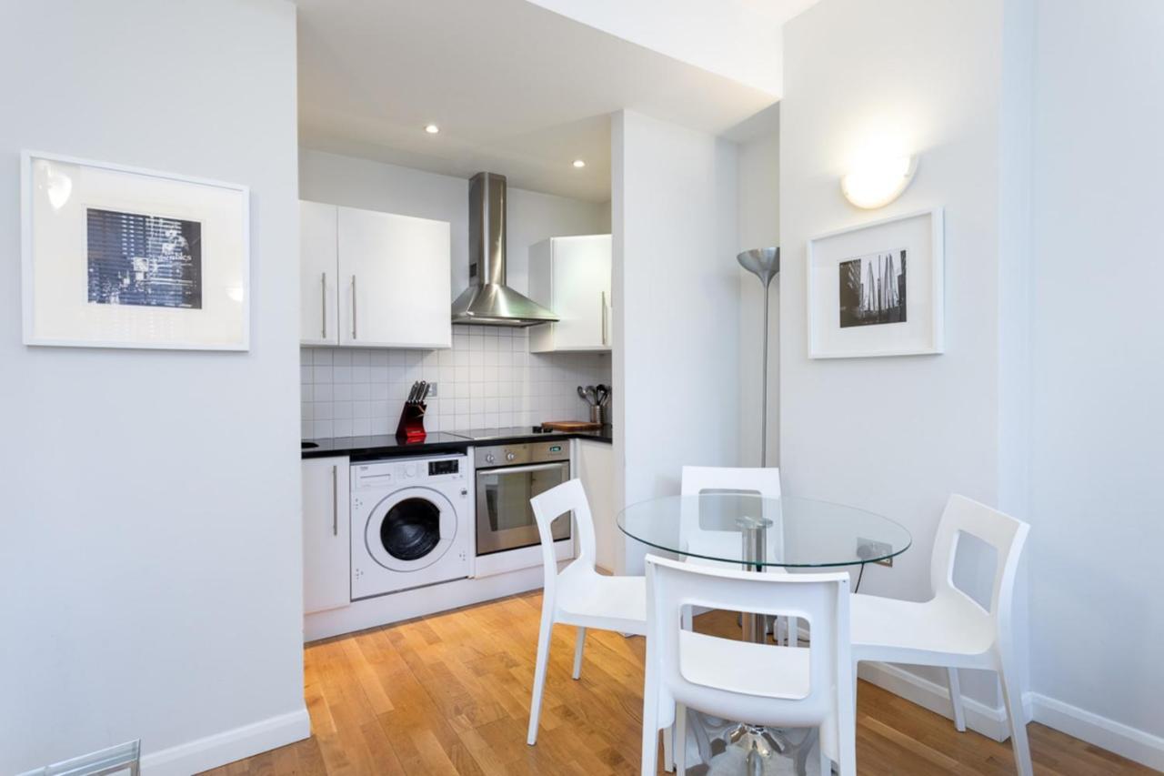 Groveland Court Apartment 1 Лондон Екстериор снимка