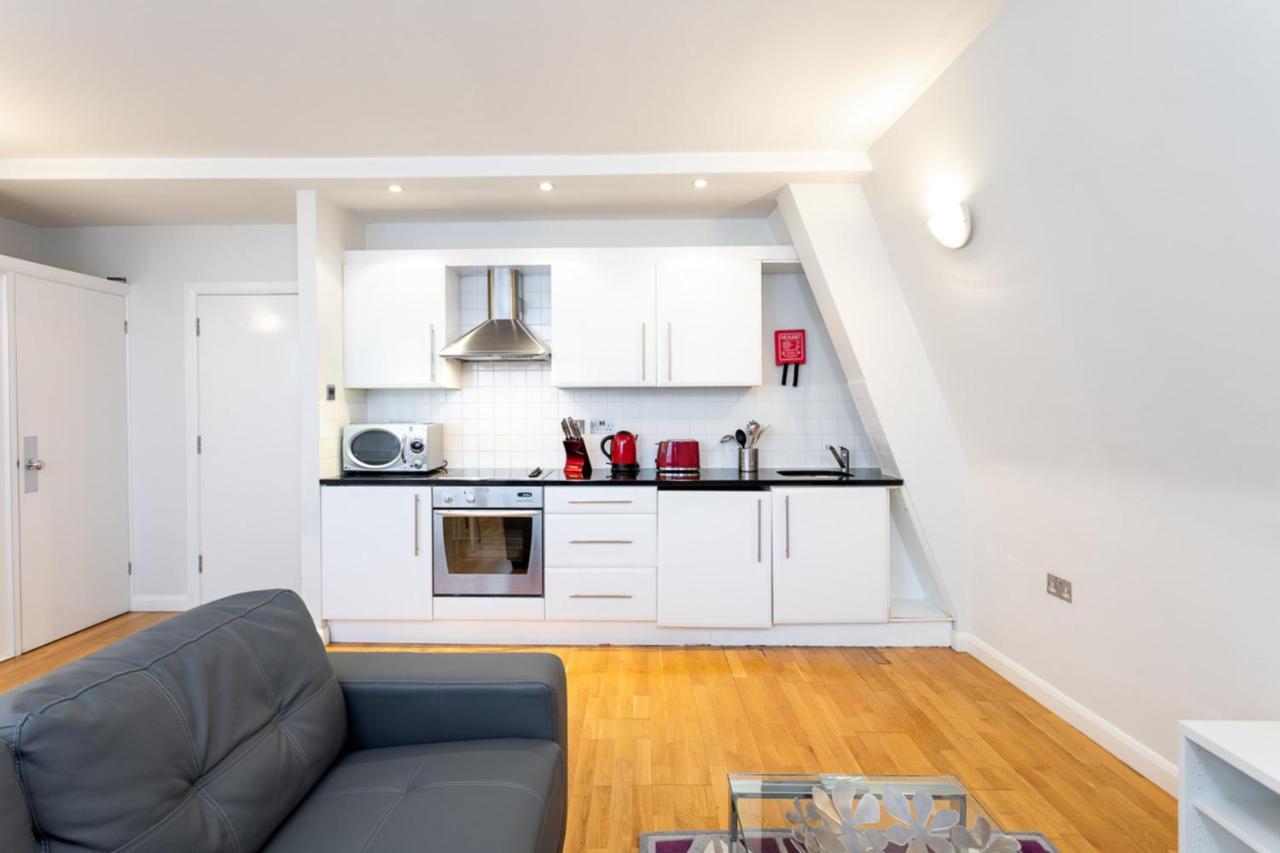 Groveland Court Apartment 1 Лондон Екстериор снимка