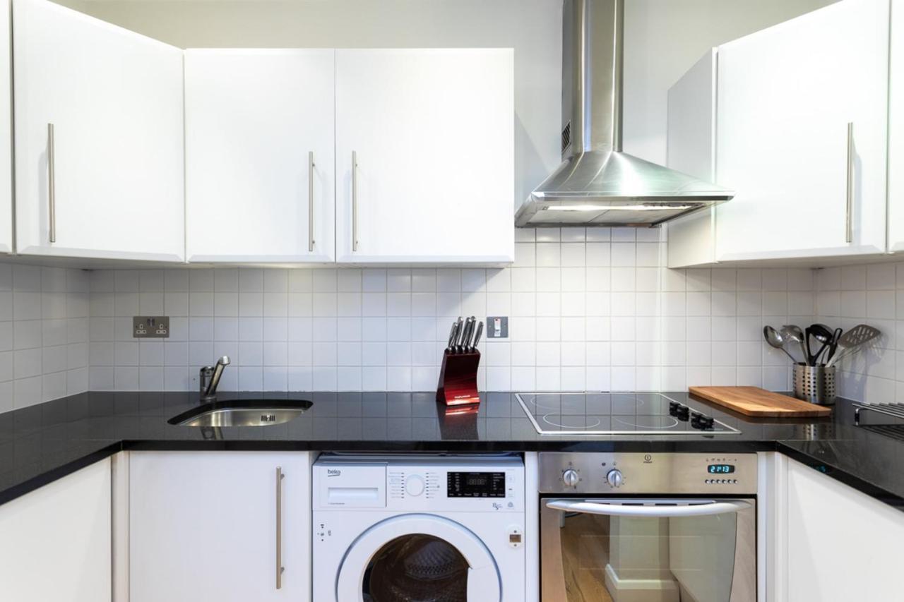 Groveland Court Apartment 1 Лондон Екстериор снимка