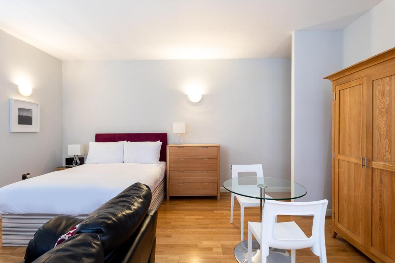 Groveland Court Apartment 1 Лондон Екстериор снимка