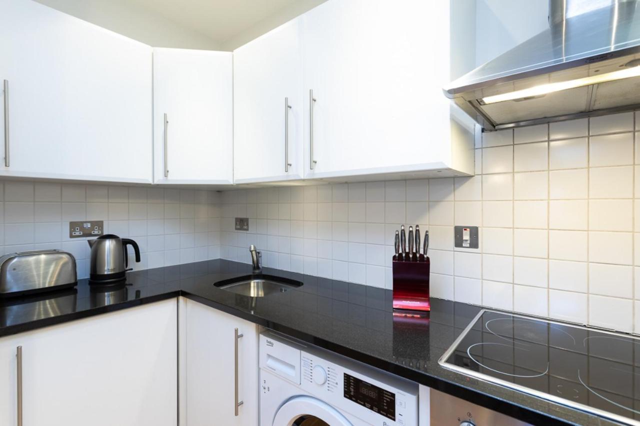 Groveland Court Apartment 1 Лондон Екстериор снимка
