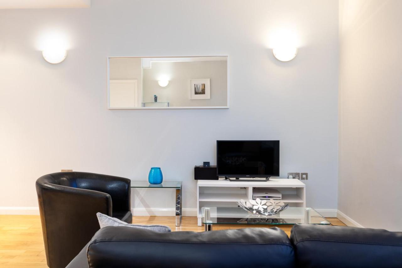Groveland Court Apartment 1 Лондон Екстериор снимка