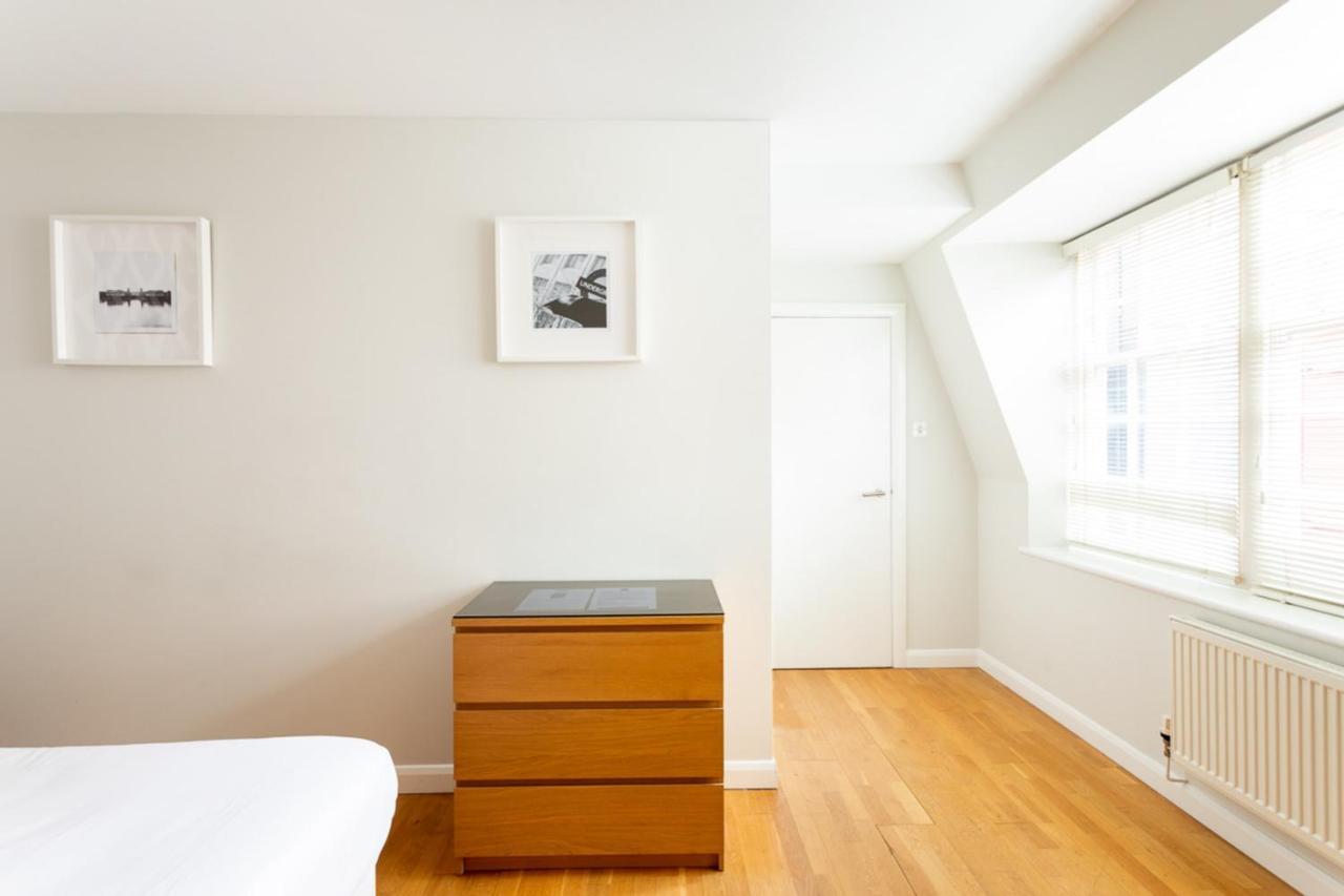 Groveland Court Apartment 1 Лондон Екстериор снимка