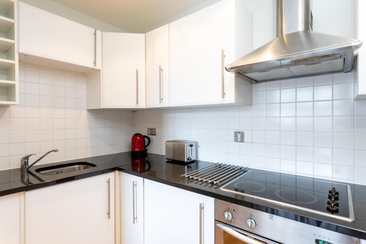 Groveland Court Apartment 1 Лондон Екстериор снимка